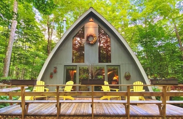 Beechwood Cottage -Sleeps 4! A-Frame in Sister Bay, WI: Coffee Bar & Fire Pit!