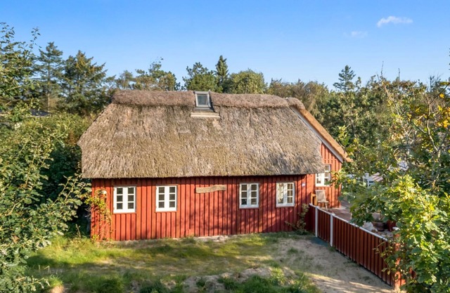 "Beghel" - 350m from the sea by Interhome