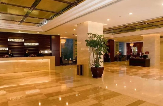 Beijing Tibet Hotel