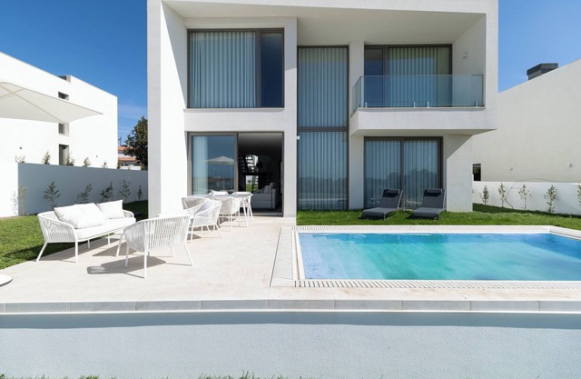 Belemia Grey Villa, Sintra, Lisbon