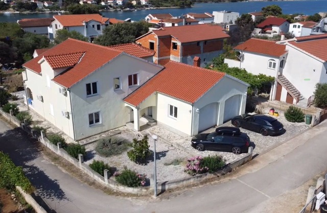 Bella Villa in Grebaštica, zur alleinigen Nutzung, 100m zum Strand