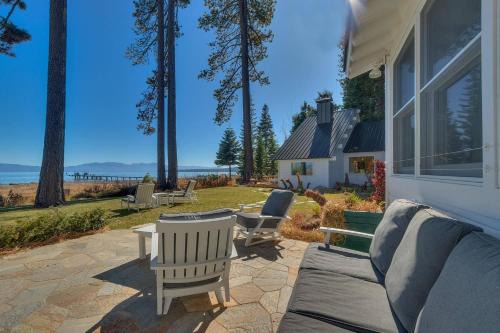 Belleview Lakefront by Tahoe Getaways - Hot Tub, Pier, Buoy and Guest House