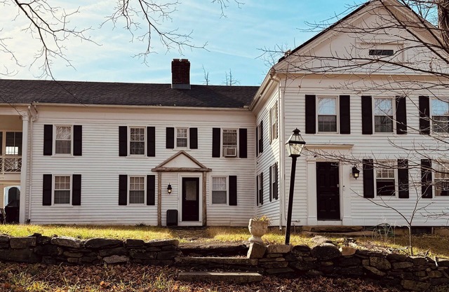 Bellhaven- Charming 4-bedroom house in Canaan, CT