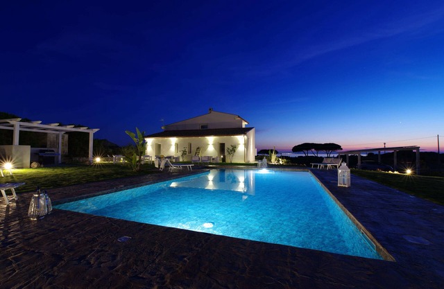 Bellimpiazza, private sea view villa with pool