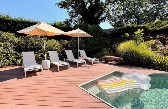 Bellport Bliss: Pool and Relaxing Spaces