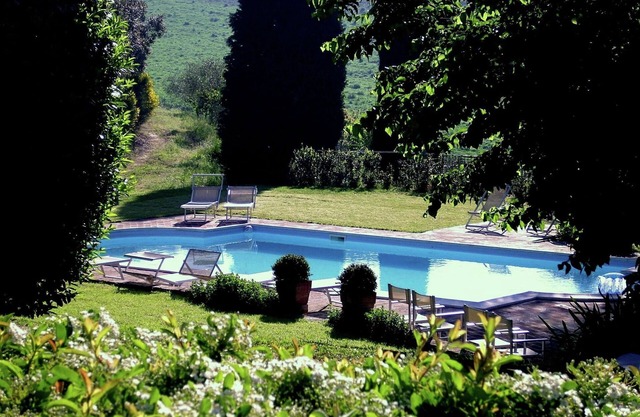 Villa in Montemaggiore Al Metauro, Weinberge, kinderfreundl.
