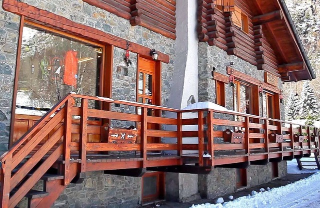 Belvilla by OYO Chalet Antey Penta