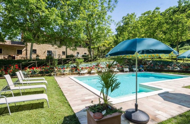 Gemütliche Villa mit Swimmingpool in Sant'Elena