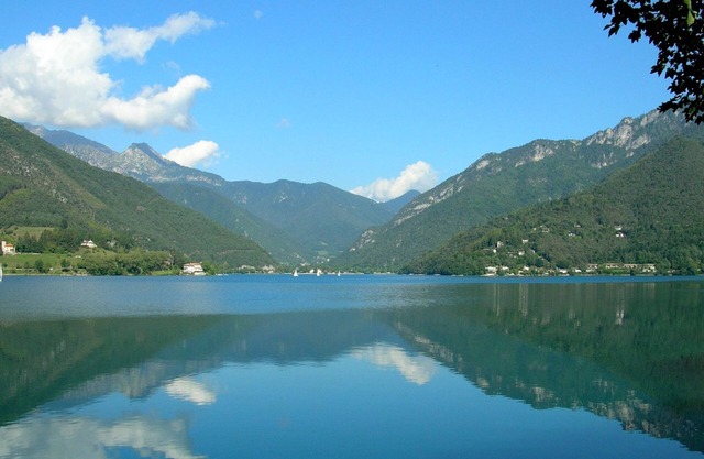 Modernes Ferienhaus mit Seeblick in Mezzolago Italien