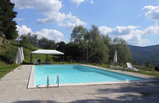 Wunderschönes Bauernhaus mit Gemeinschaftspool