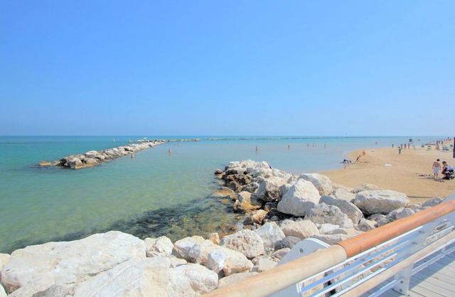 Für einen erholsamen Urlaub in der schönen Landschaft, mit Pool