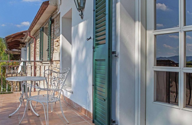 Traumhafte Ferienwohnung in Modigliana mit Swimmingpool