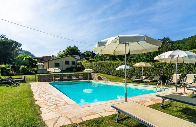 Spektakuläre Ferienwohnung in Dicomano mit Swimmingpool