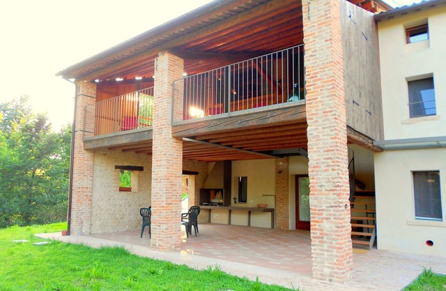 Gemütliches Bauernhaus in Waldnähe in Pagnano, Italien