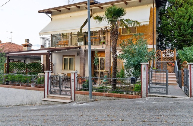Angenehme Wohnung mit Innenhof