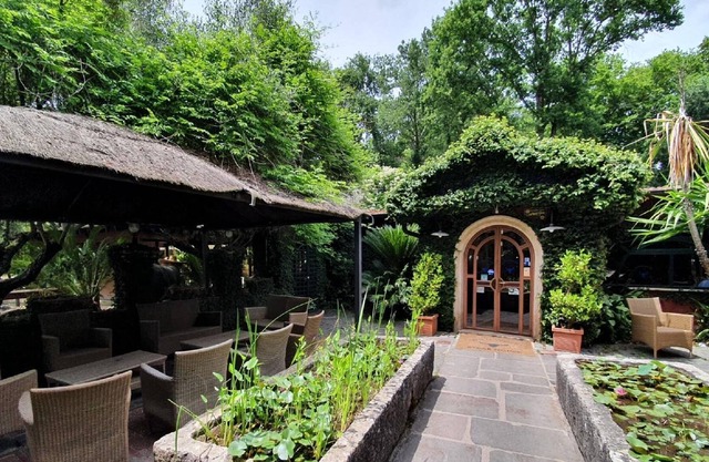 Belvilla by OYO Seven Hills - Chalet 4 pax