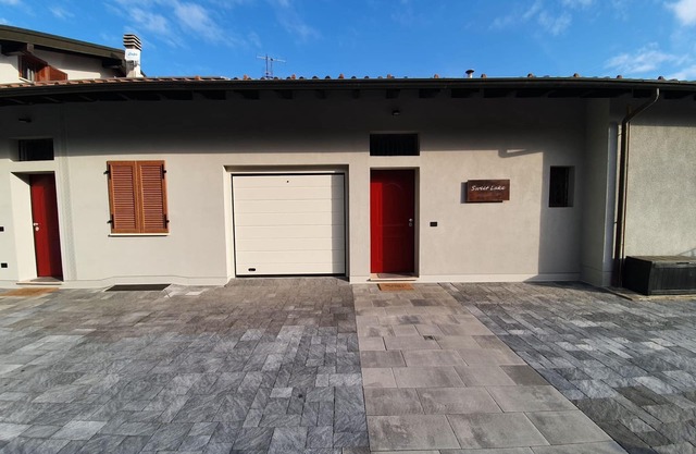 Gemütliches Ferienhaus in Omegna mit Balkon