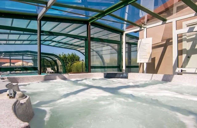 Elegantes Bauernhaus in Apecchio Marche mit Jacuzzi
