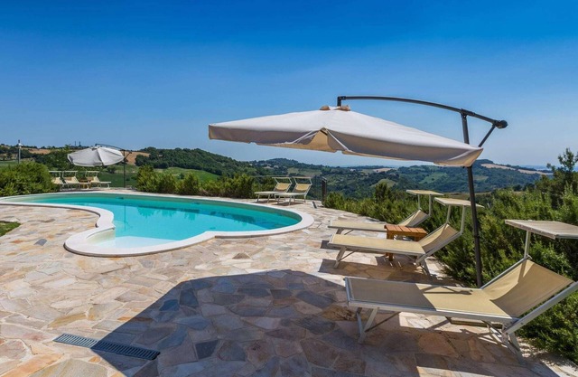 Ruhige Villa mit Swimmingpool in Montefelcino