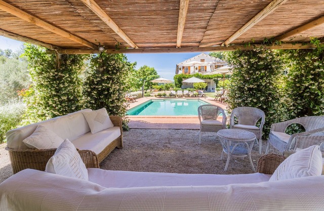 Moderne Villa mit Swimmingpool in Ripatransone