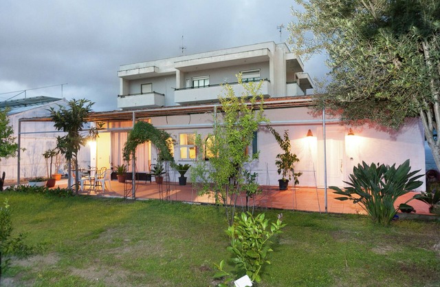 Italienisches Appartement in Trecase mit Bergblick