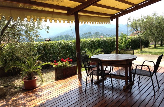 Gemütliches Cottage mit Swimmingpool in der Blumenriviera