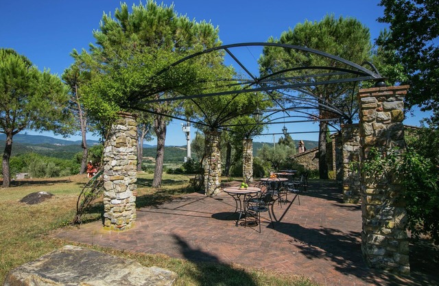 Provinz-Ferienhaus mit Pool in Monterotondo, Toskana