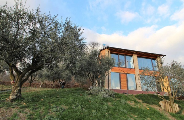 Belvilla by OYO Splendid chalet with bubble bath