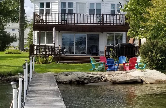 Bemus Point Seeseite Einfamilienhaus mit Deck, Dock, Bootsrutschbahn, Wintergarten mit Aussicht