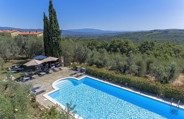 Villa Benvenuti, privater Pool, wifi, Gehen Sie zum Restaurant, Chef-Option