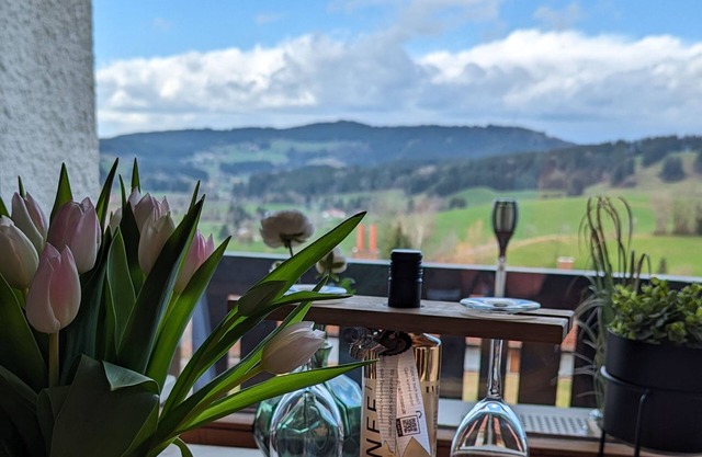 Ferienwohnung Bergzeit mit Pool und Sauna, direkt am Skilift