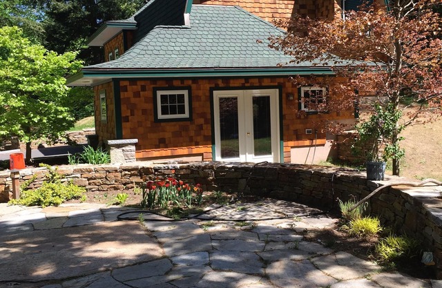Berkshire Village Carriage House