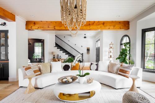 Beryl West - 3 Br,elegant, Artful, Pet-friendly