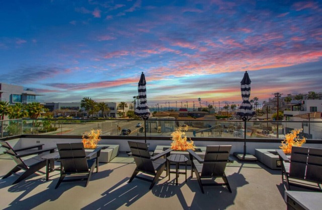 Best 180 Degree Ocean Views | Rooftop | Steps To Sand