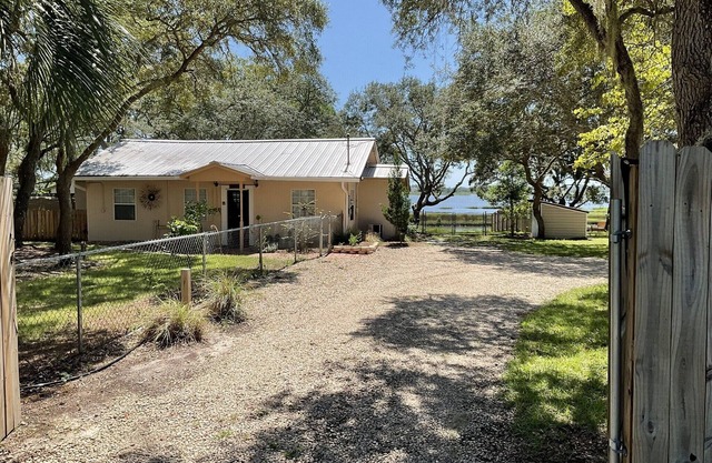 Best Deal On Alligator Point