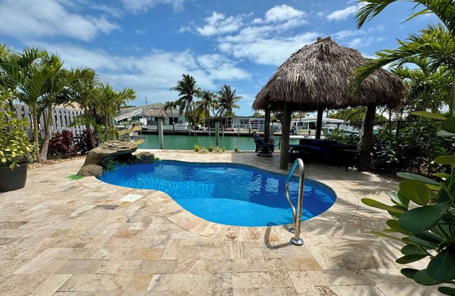 Best Home Away from Home in Key Colony Beach – 2BR/2BA with Private Pool & Dock
