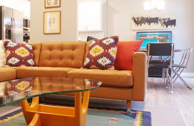 Best House Near PLU. 4br Sleeps 10. Brand New!