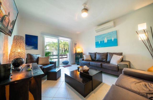 Best Location in Playa del Carmen Entire Appt 2Br / 2Bath Close to everything