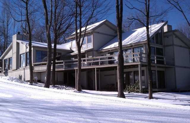 Bestes Luxushaus. Mini Ski Lodge. Ski in / Ski out. Golfer Mega Mancave.