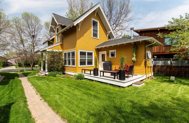 REDUZIERTE PREISE IM OKT / NOV / DEZA - Best of Downtown Bozeman! 2 VRBO's auf diesem Grundstück