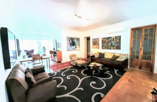 Best place to stay in SP - 3 bedroom apartment