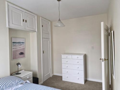 Best room near the stadium, train station, & parliament precinct