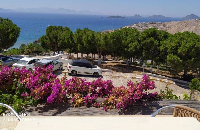 Best Sea View, 2+1 , Garden and Pool at the Site