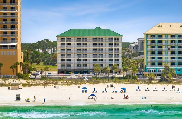 Best Value, Quality Stay! Ocean View, Beachfront Property, Outdoor Pool