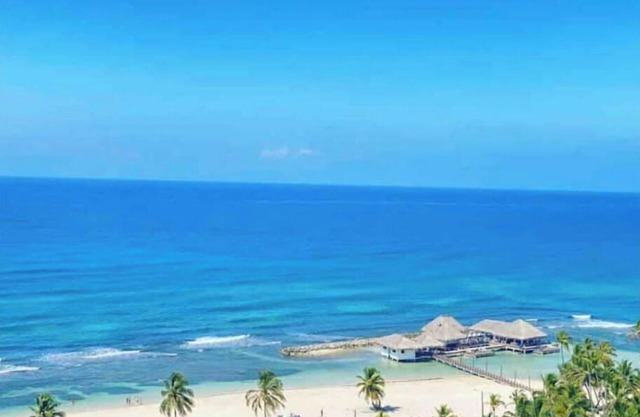 🏝🏝Best View, Pool, Jacuzzi, Gym, WiFi, BBQ, Parking 🏝🏝