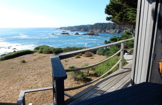Beste Aussichten in Mendocino - nur wenige Schritte von der Innenstadt entfernt!