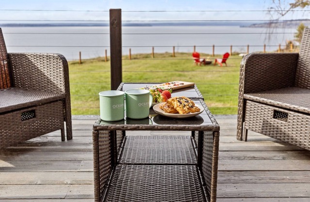 Best views of the water and mountains at our waterfront retreat! Grill+Firepit!