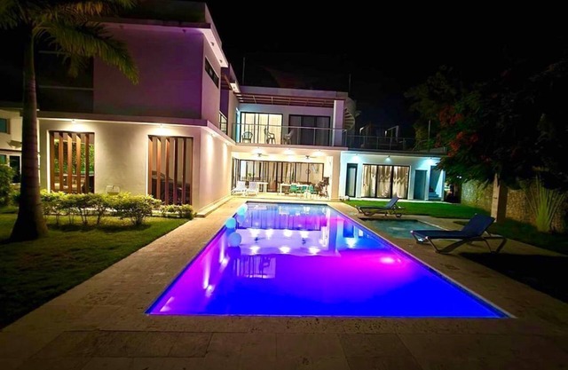 Best Villa in Ocean Village!!!