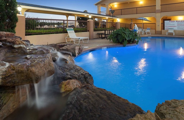 Best Western Angleton Inn