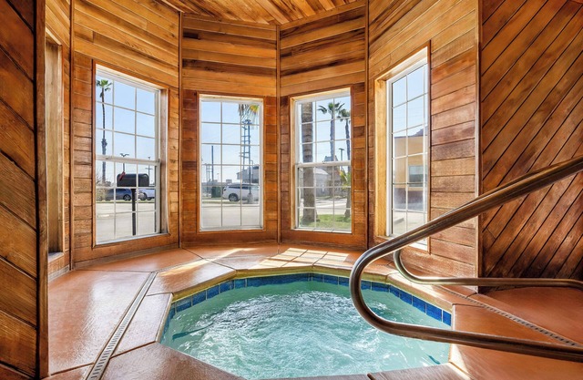 Best Western Liberty Inn